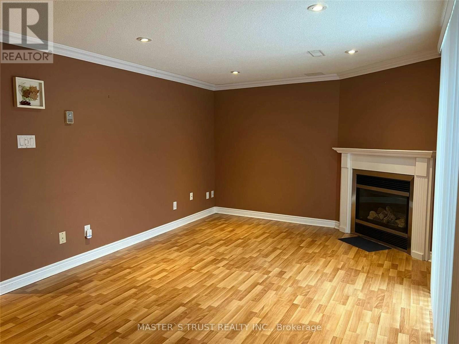 6 Dunkeld Way, Markham, ON, L3T 4Y9 - 30