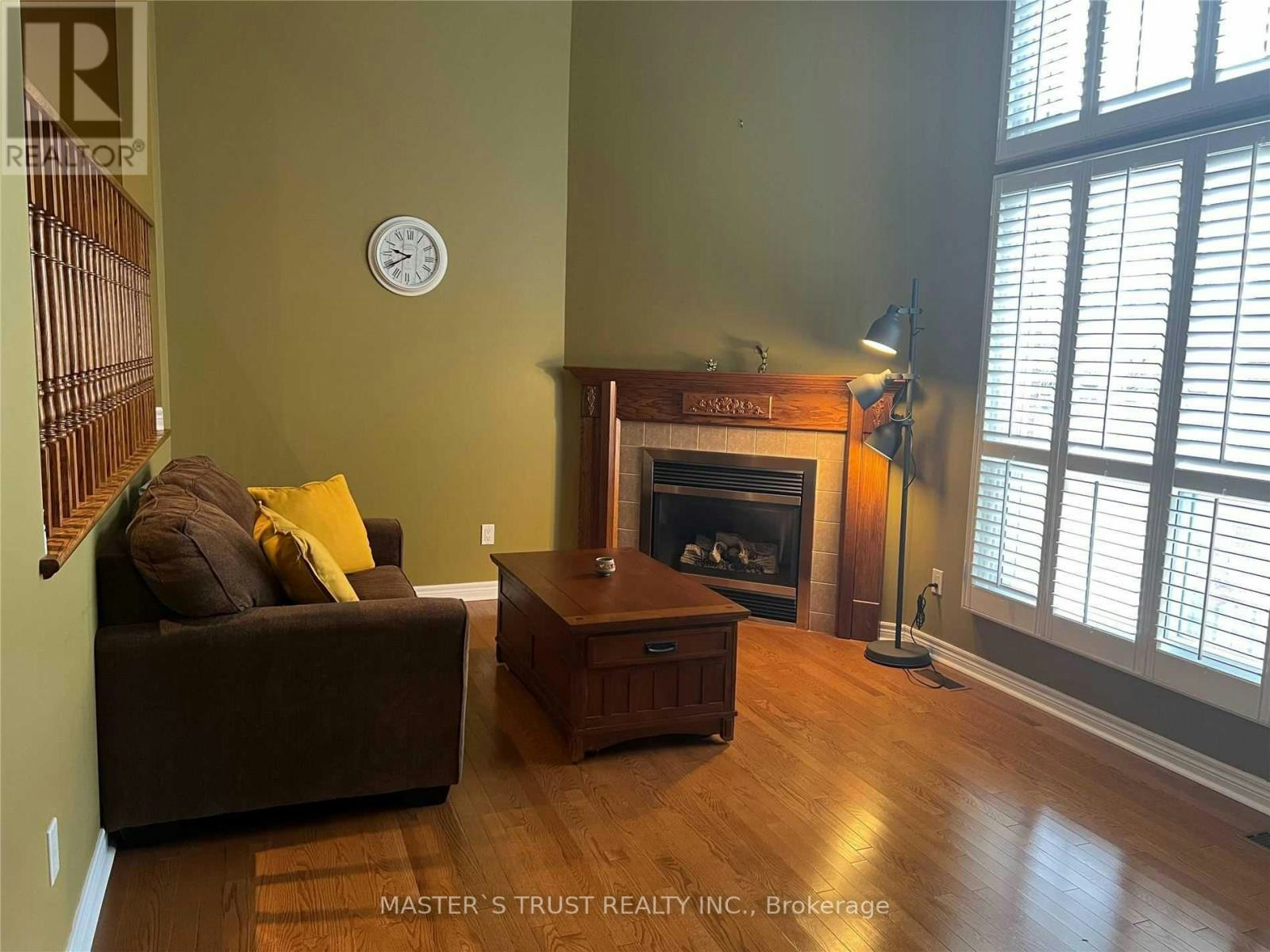 6 Dunkeld Way, Markham, ON, L3T 4Y9 - 4
