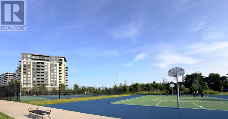 UPH 10-37 Galleria Parkway, Markham, ON, L3T 0A5 - 42
