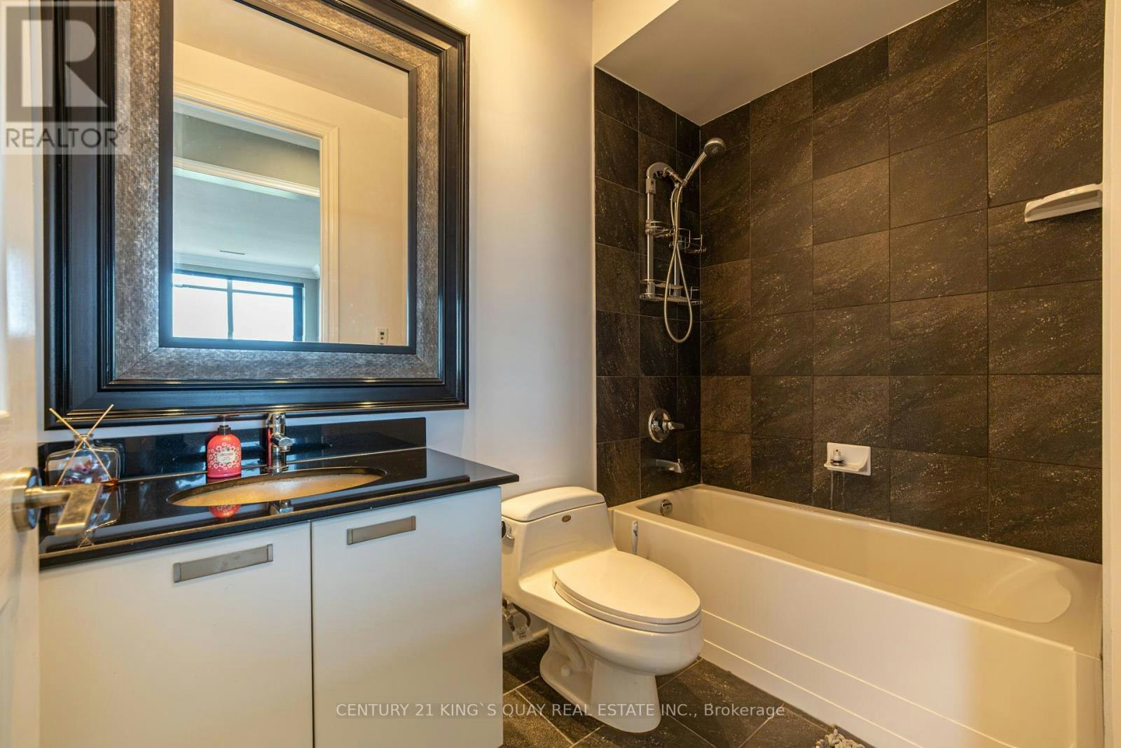 UPH 10-37 Galleria Parkway, Markham, ON, L3T 0A5 - 21