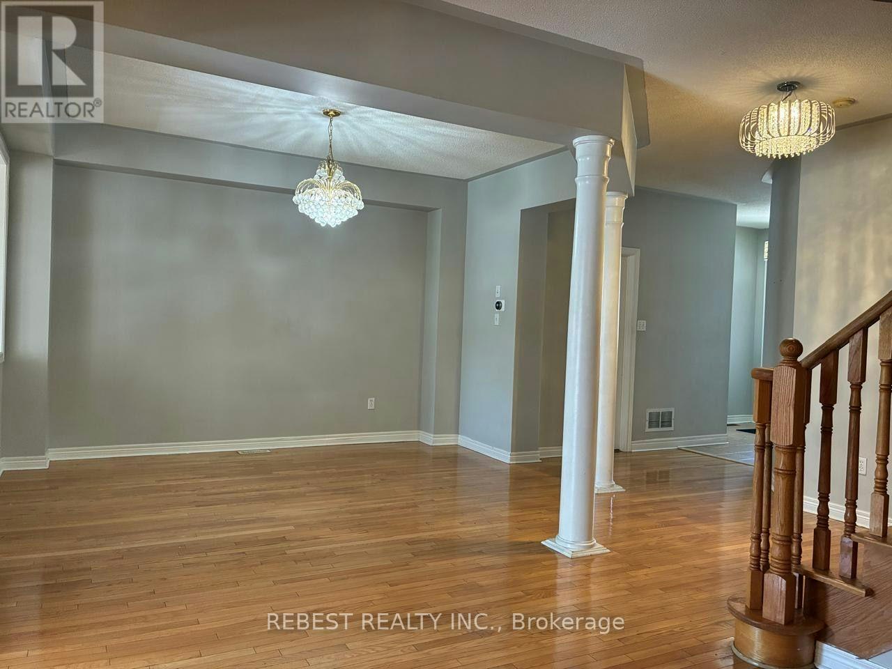 18 Village Lake Crescent, Brampton, ON, L6S 6K2 - 8