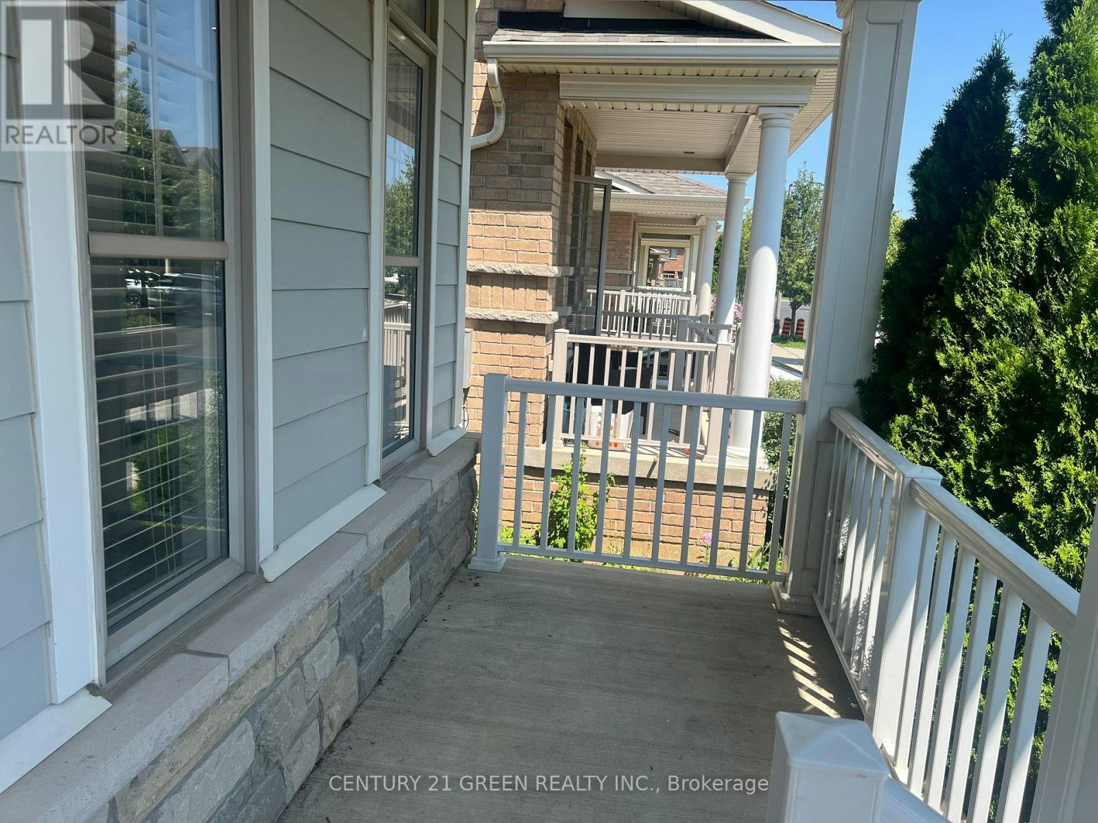 37 Aird Court, Milton, ON, L9T 3Y1 - 3