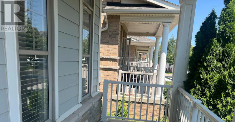 37 Aird Court, Milton, ON, L9T 3Y1 - 3