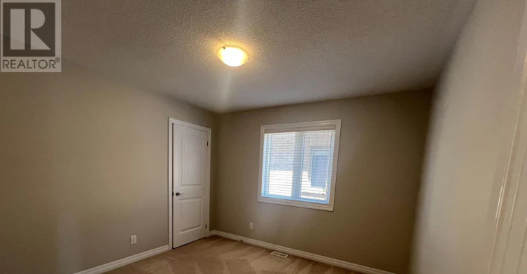 37 Aird Court, Milton, ON, L9T 3Y1 - 32