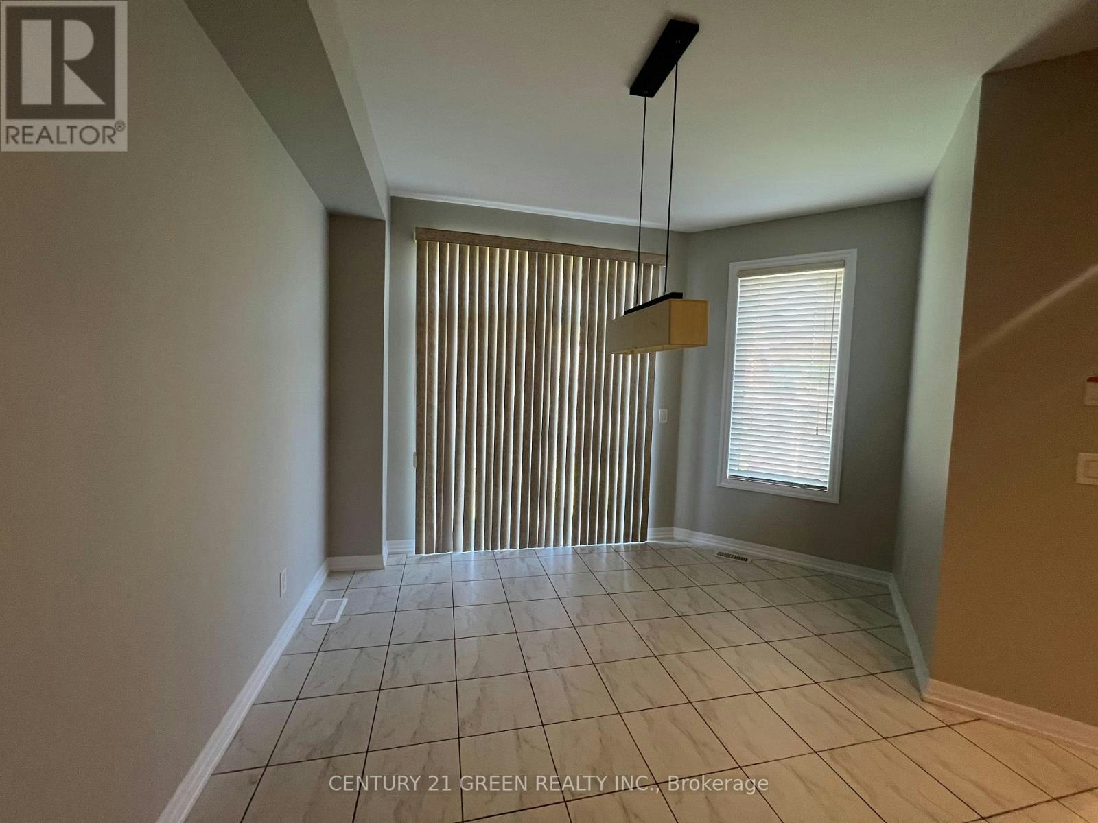 37 Aird Court, Milton, ON, L9T 3Y1 - 11