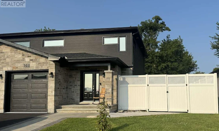 306 Belfort Crescent