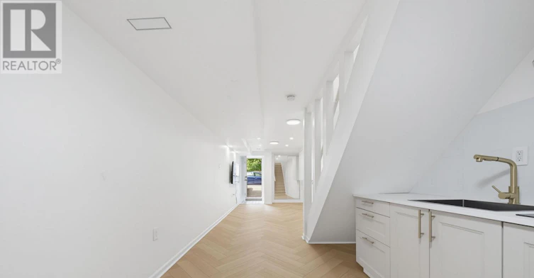 BASEMENT-153 Craven Road, Toronto, ON, M4L 2Z4 - 11