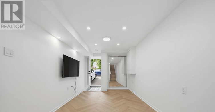 BASEMENT-153 Craven Road, Toronto, ON, M4L 2Z4 - 6