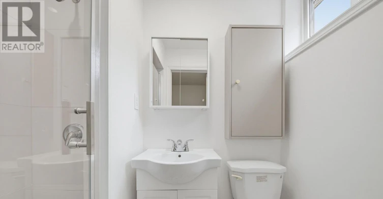 BASEMENT-153 Craven Road, Toronto, ON, M4L 2Z4 - 19