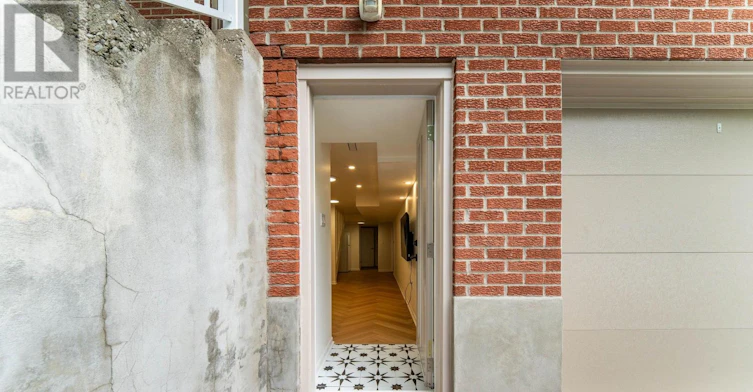 BASEMENT-153 Craven Road, Toronto, ON, M4L 2Z4 - 3