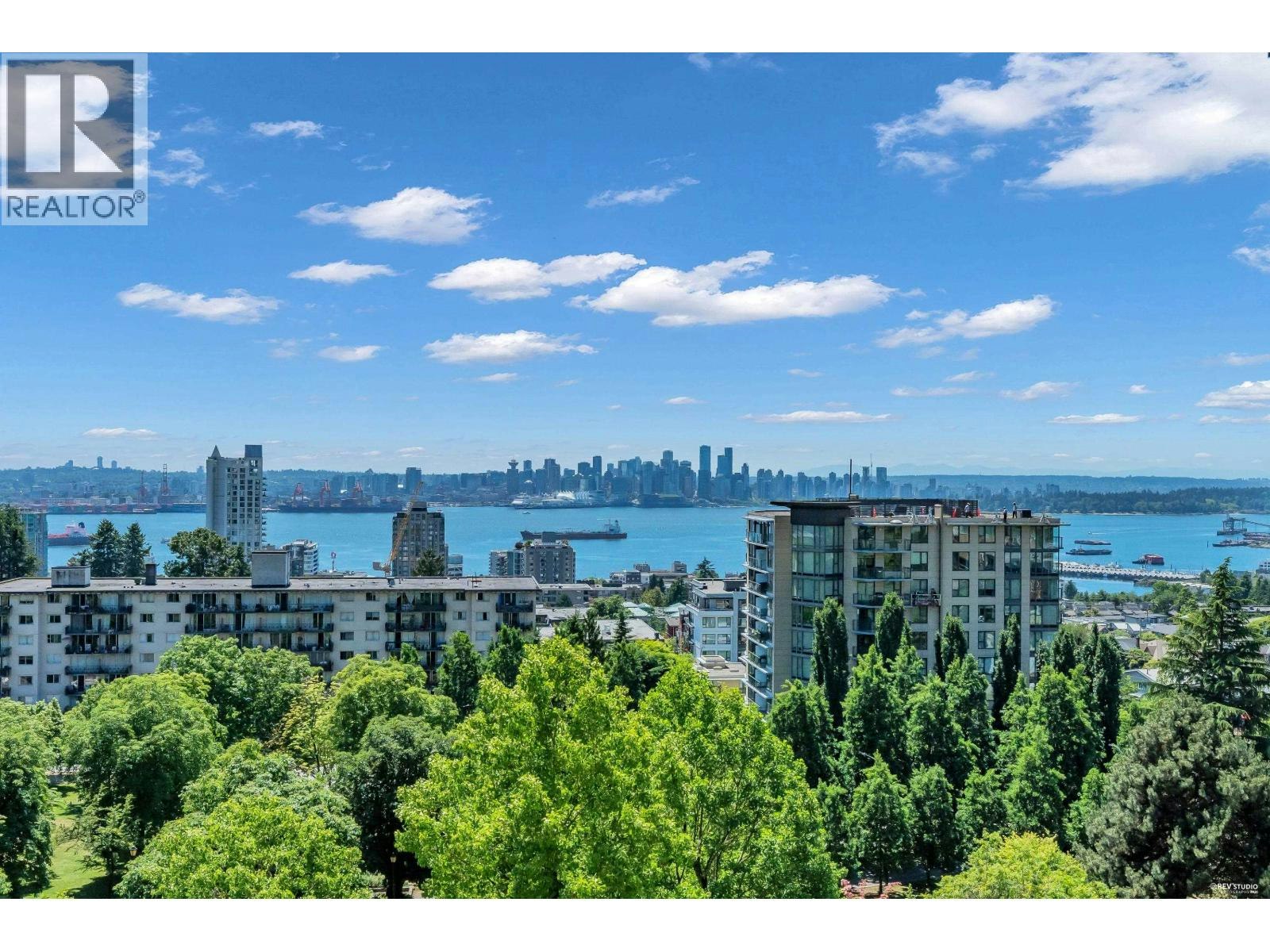 802-160 W Keith Road, North Vancouver, BC, V7M 3M2