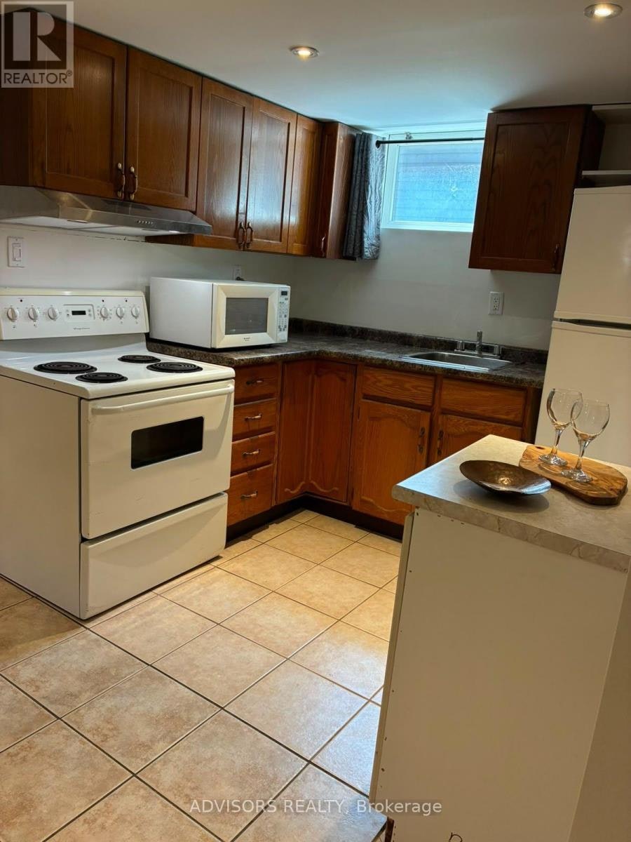 1470 Fisher Avenue, Burlington, ON, L7P 2L8 - 7