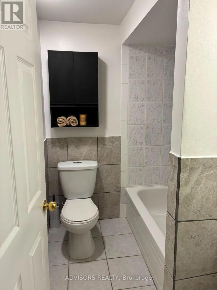 1470 Fisher Avenue, Burlington, ON, L7P 2L8 - 12