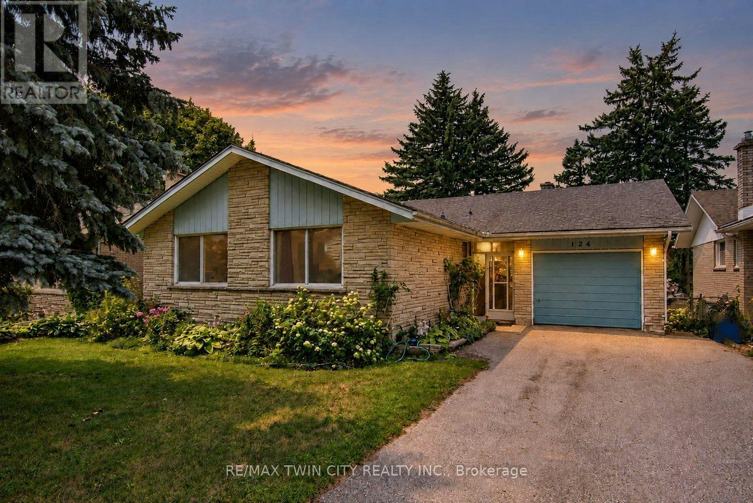 124 Carwood Avenue, Kitchener, ON, N2G 3B9