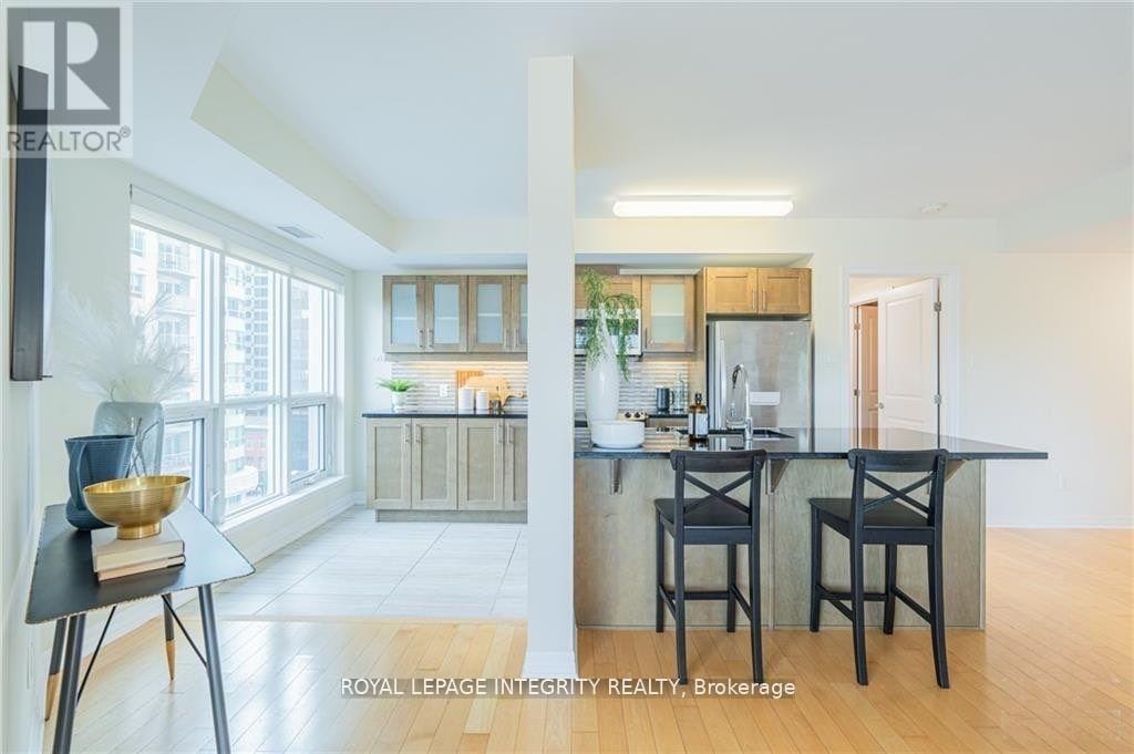701-195 Besserer Street, Ottawa, ON, K1N 0B6 - 18