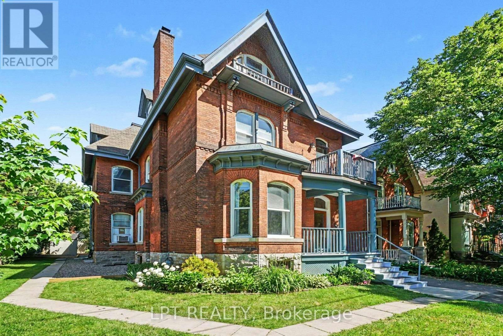 3-475 Maclaren Street, Ottawa, ON, K1R 5K5