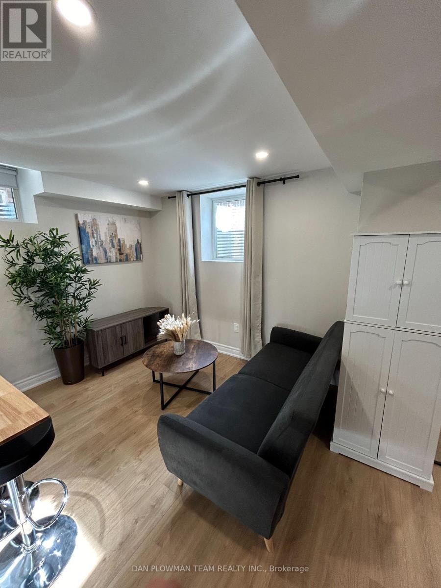 BSMT-25 Roma Drive, Whitby, ON, L1P 0B4 - 7