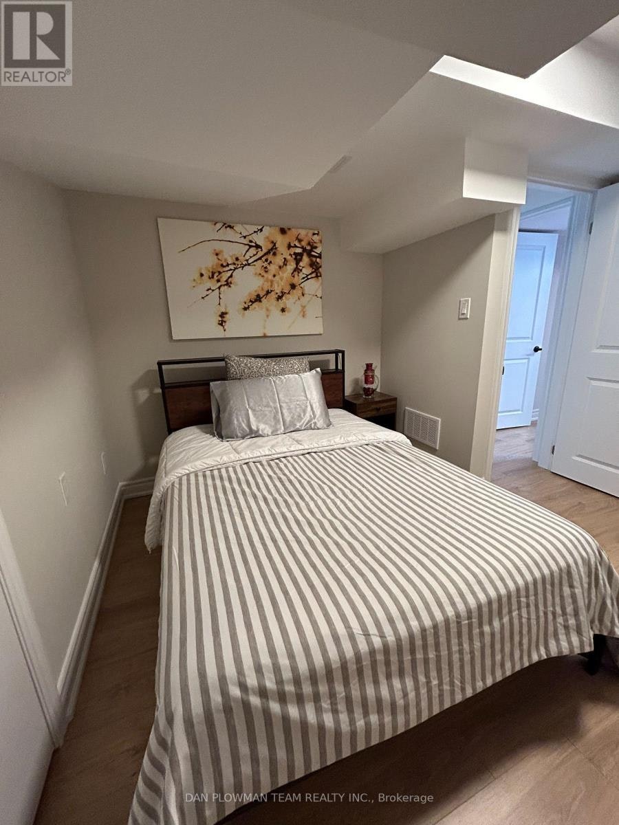 BSMT-25 Roma Drive, Whitby, ON, L1P 0B4 - 14