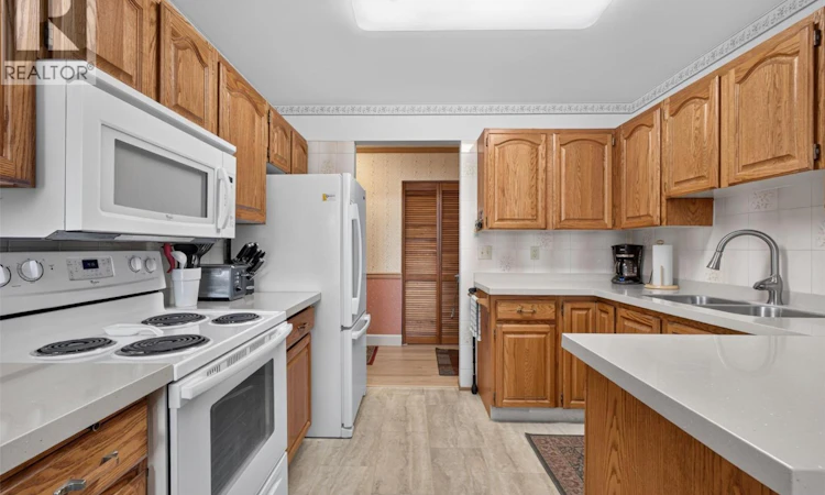 102 Lot 2-1229 Bernard Avenue