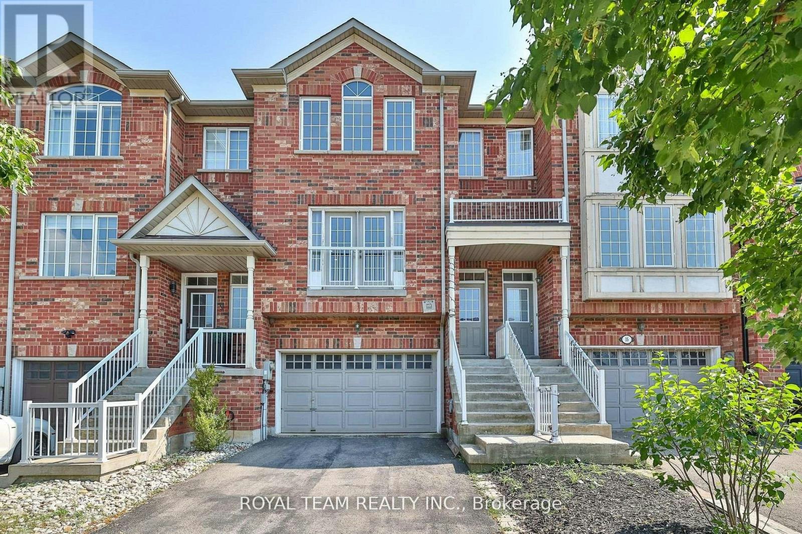 11 Jarrett Court, Vaughan, ON, L6A 3W4