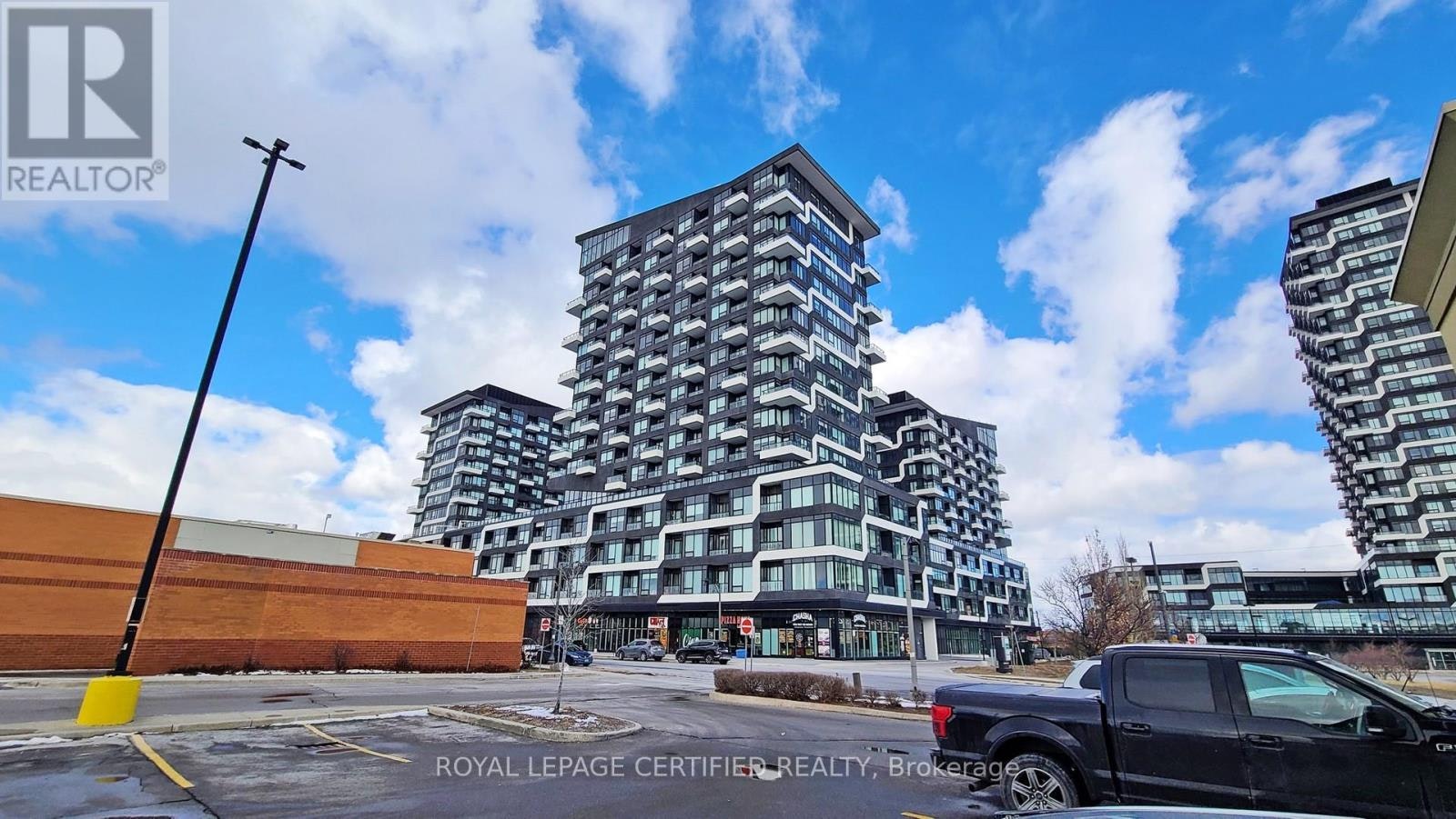 826-2485 Taunton Road, Oakville, ON, L6H 3R8