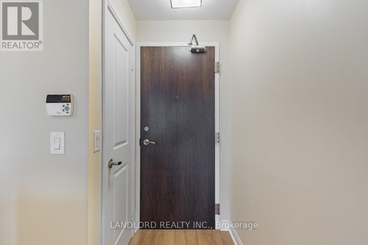 318-1 Michael Power Place, Toronto, ON, M9A 0A1 - 20