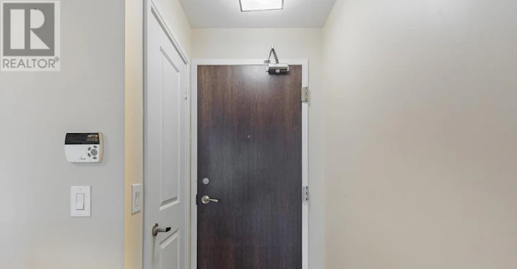 318-1 Michael Power Place, Toronto, ON, M9A 0A1 - 20