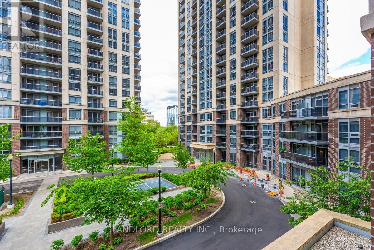 318-1 Michael Power Place, Toronto, ON, M9A 0A1 - 19
