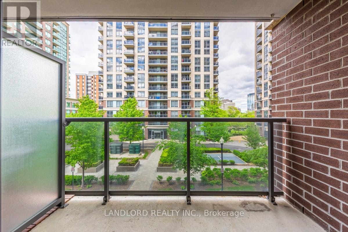 318-1 Michael Power Place, Toronto, ON, M9A 0A1 - 17