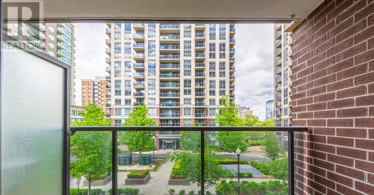 318-1 Michael Power Place, Toronto, ON, M9A 0A1 - 17