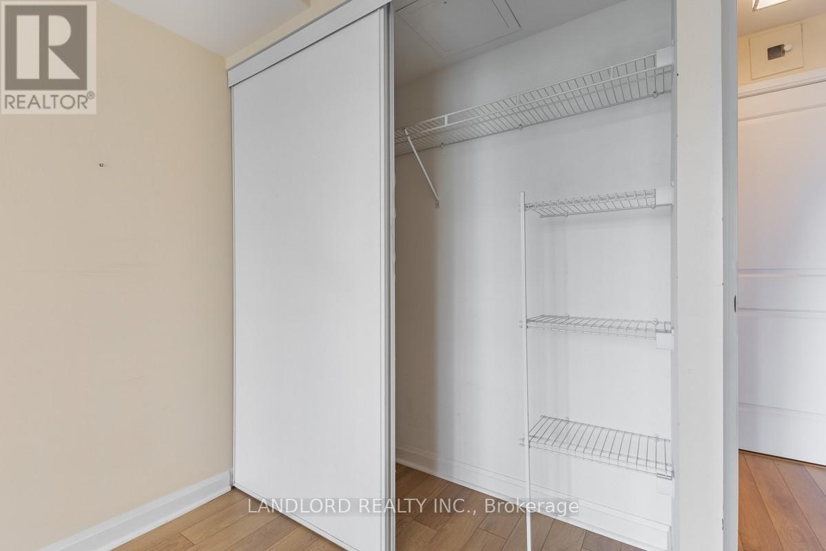 318-1 Michael Power Place, Toronto, ON, M9A 0A1 - 13