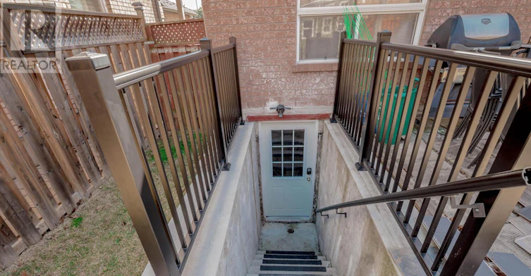 LOWER-2535 Raglan Court, Mississauga, ON, L5M 5L5 - 6