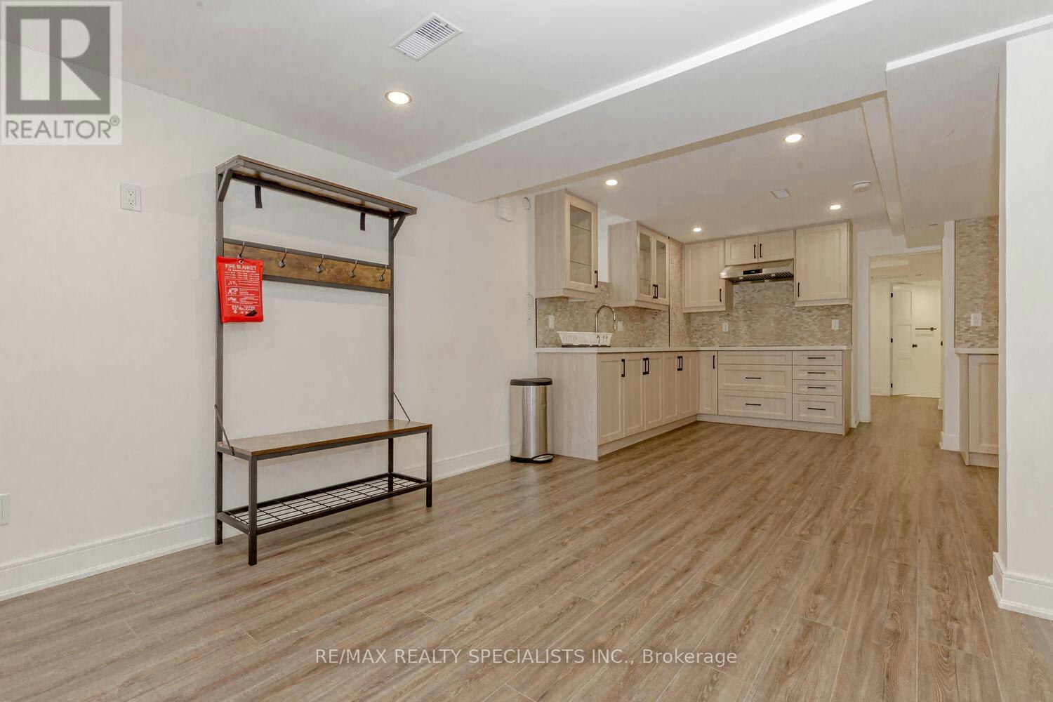 LOWER-2535 Raglan Court, Mississauga, ON, L5M 5L5 - 11