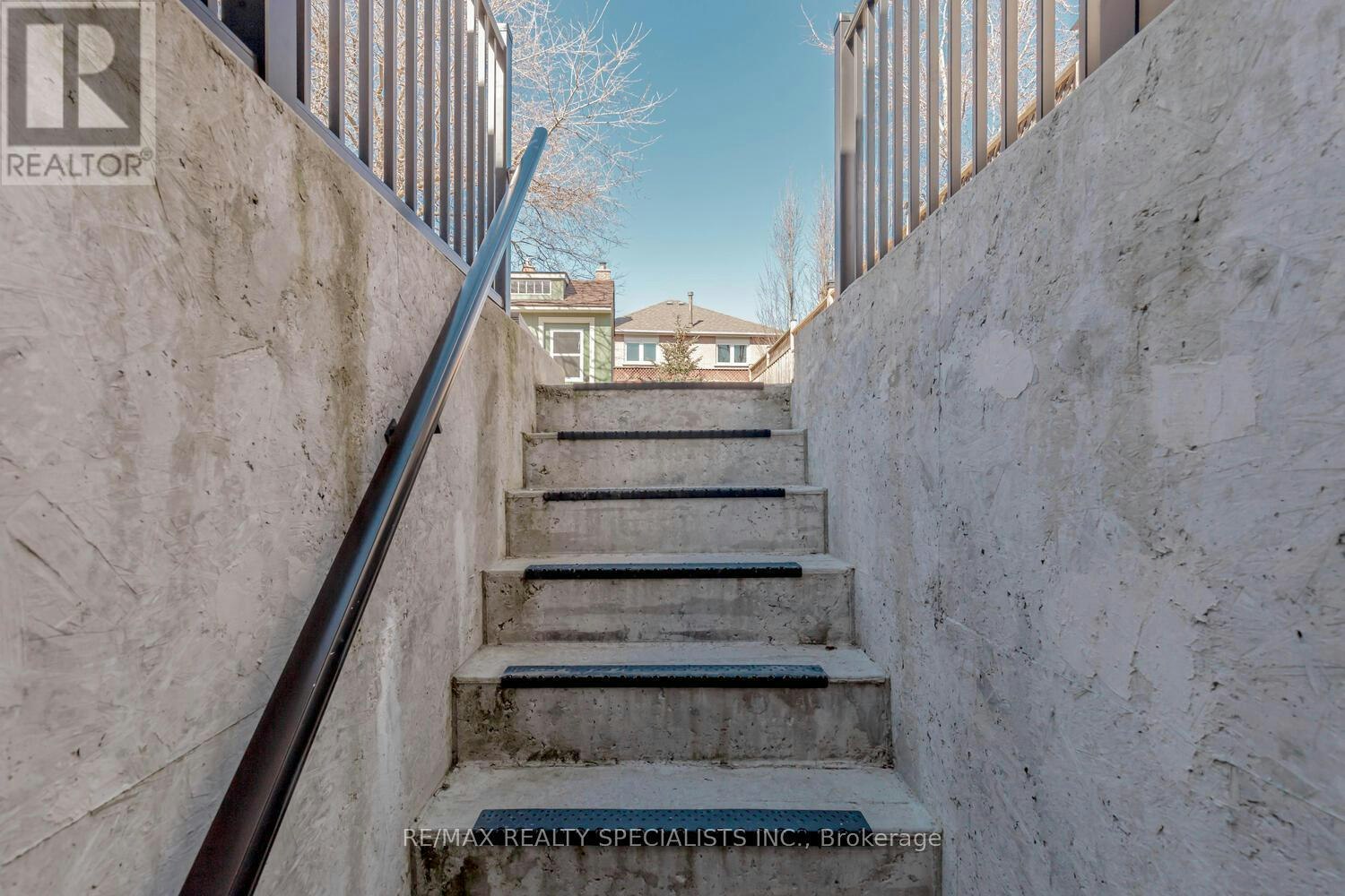 LOWER-2535 Raglan Court, Mississauga, ON, L5M 5L5 - 7