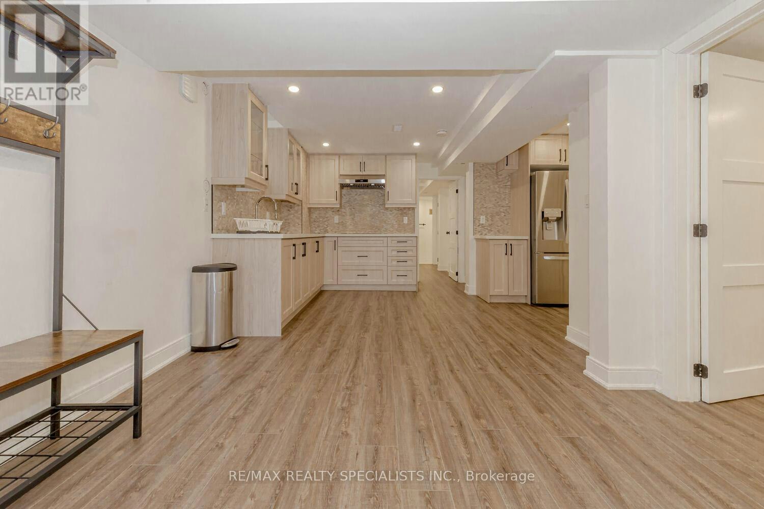 LOWER-2535 Raglan Court, Mississauga, ON, L5M 5L5 - 10