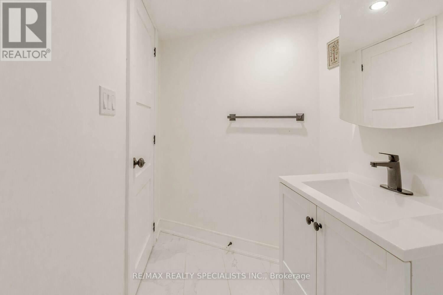 LOWER-2535 Raglan Court, Mississauga, ON, L5M 5L5 - 31
