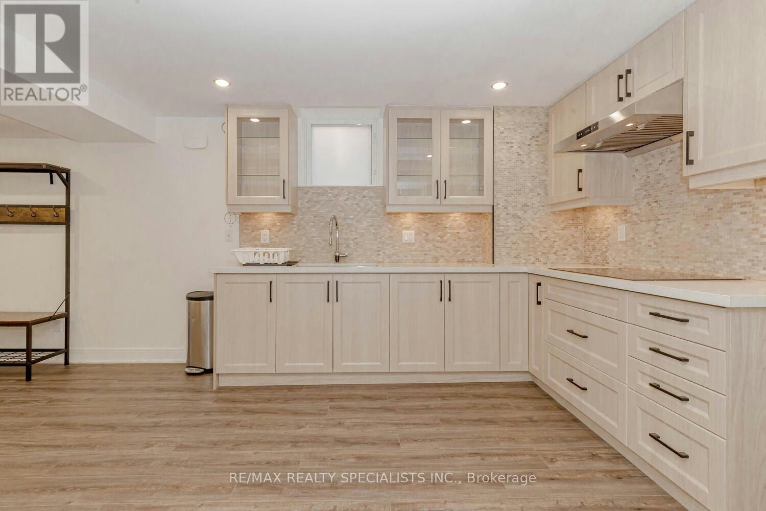 LOWER-2535 Raglan Court, Mississauga, ON, L5M 5L5 - 17