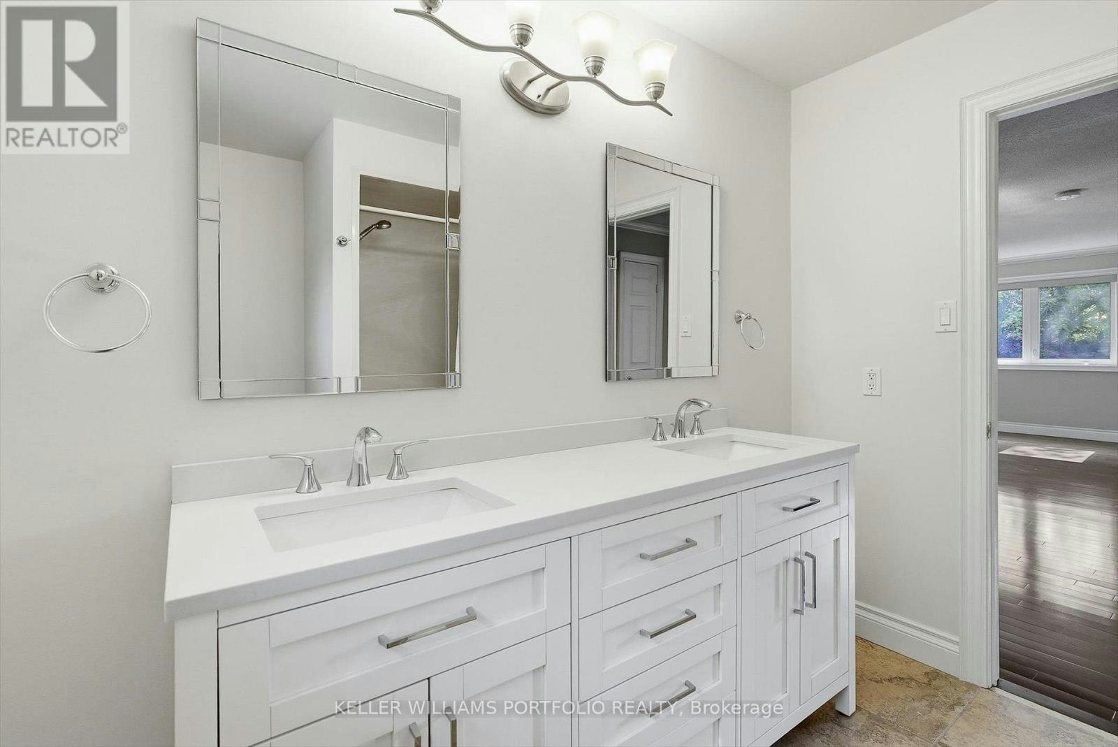 287 Royal Albert Court, Oakville, ON, L6H 3A7 - 35