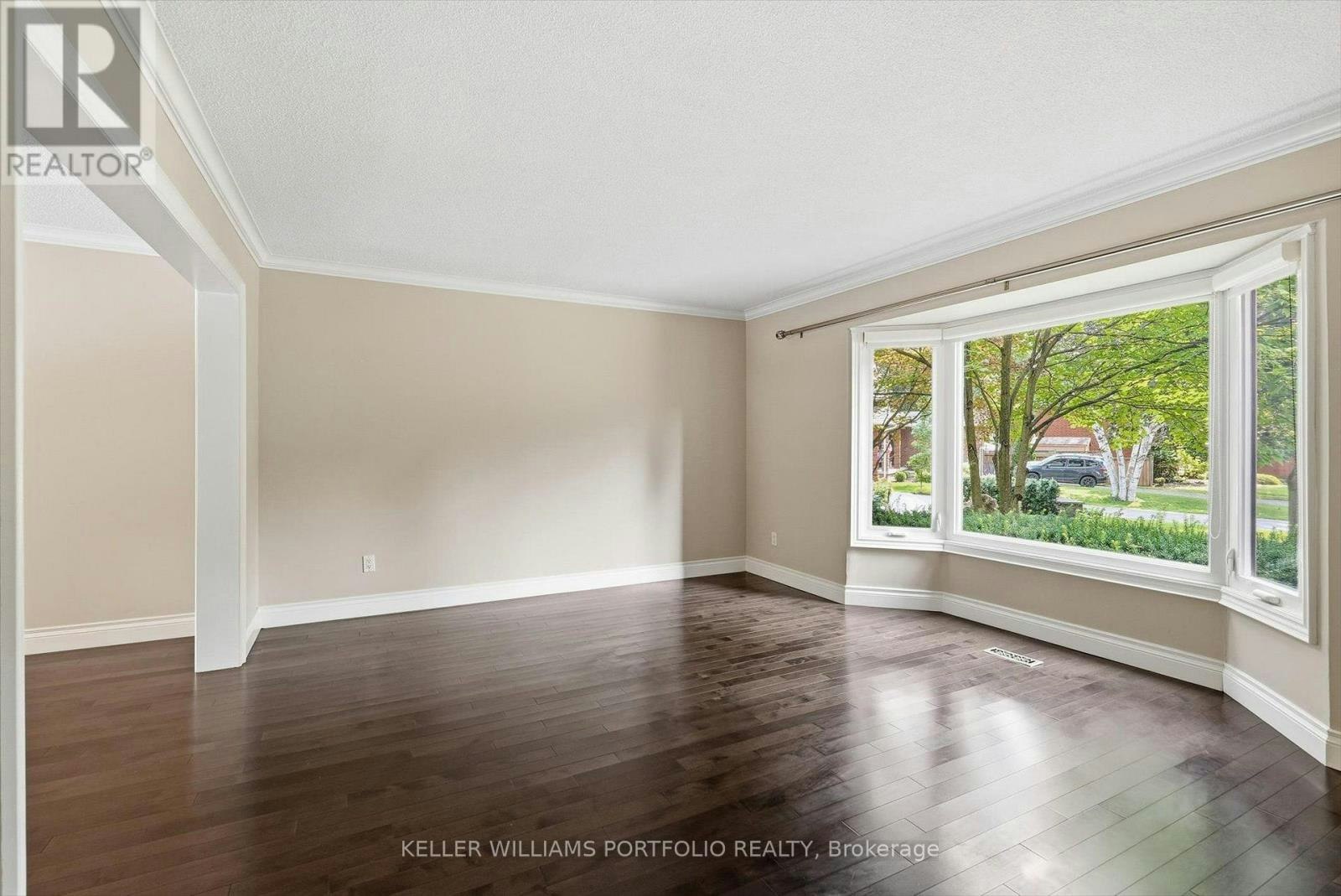 287 Royal Albert Court, Oakville, ON, L6H 3A7 - 9