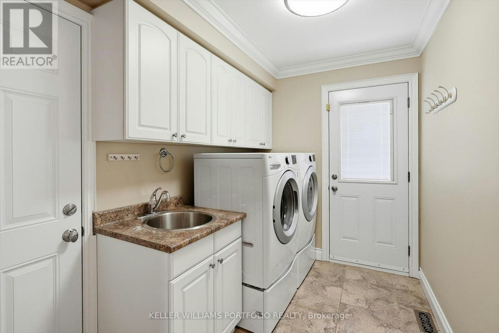 287 Royal Albert Court, Oakville, ON, L6H 3A7 - 45
