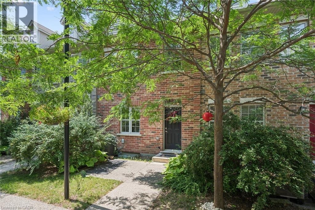 6 Beatrice Lane, Kitchener, ON, N2H 0B3 - 2