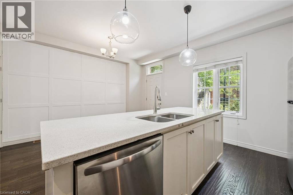 6 Beatrice Lane, Kitchener, ON, N2H 0B3 - 9