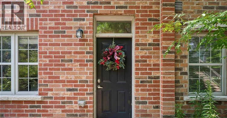 6 Beatrice Lane, Kitchener, ON, N2H 0B3 - 3