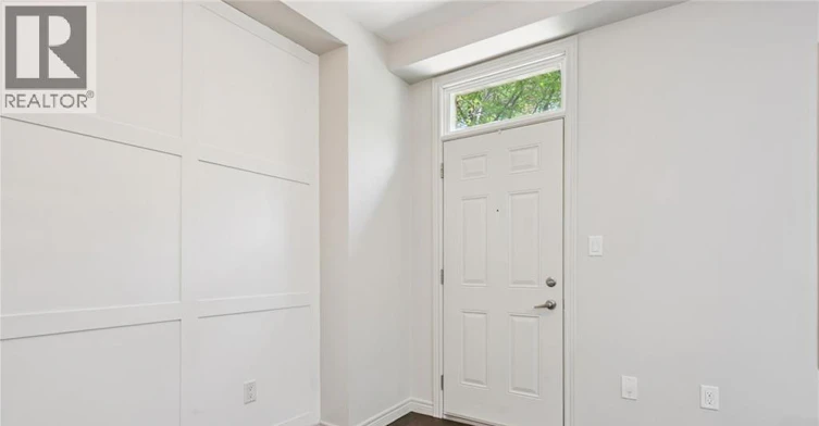 6 Beatrice Lane, Kitchener, ON, N2H 0B3 - 4