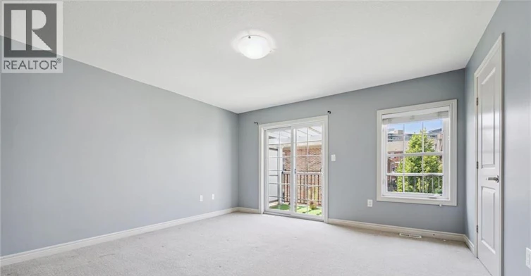 6 Beatrice Lane, Kitchener, ON, N2H 0B3 - 17