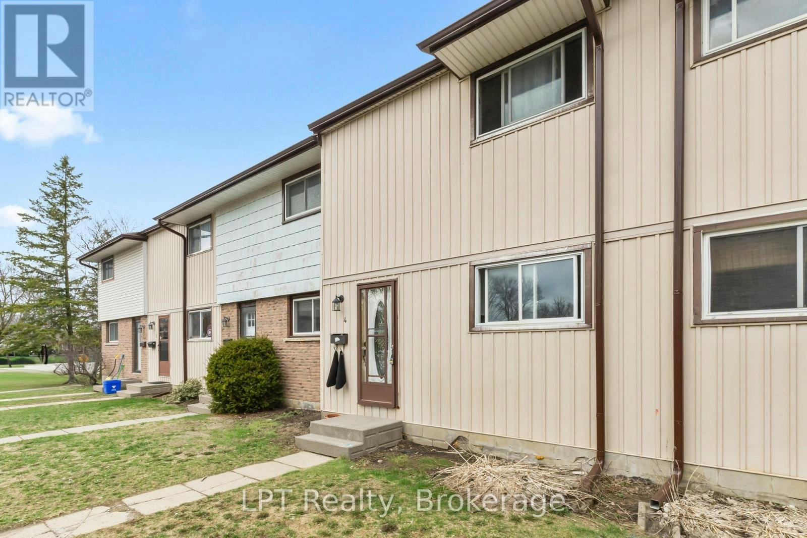 4-4 Tiffany Place, Quinte West, ON, K8V 6A3