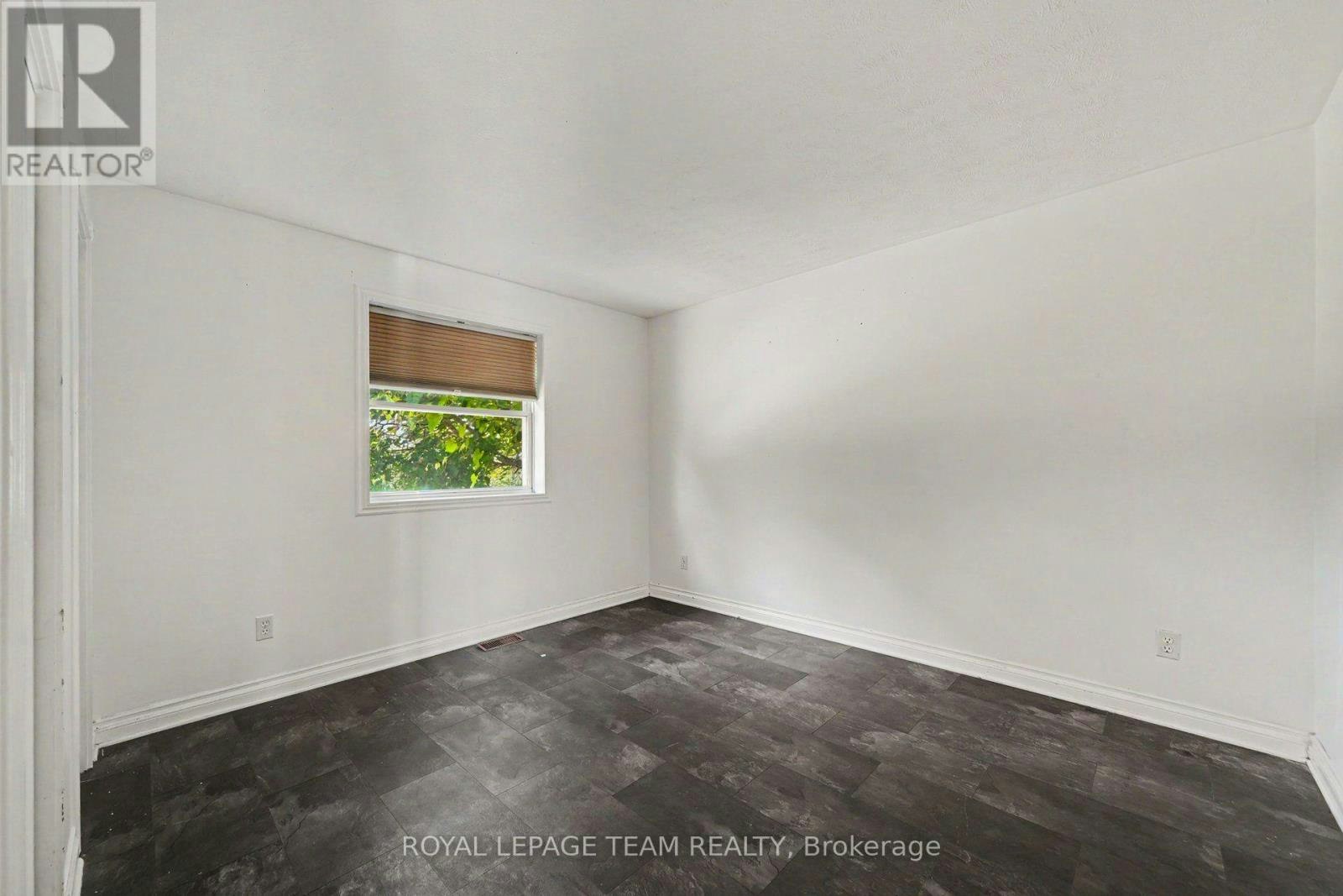 978 Rideau Road, Ottawa, ON, K1X 1H5 - 10