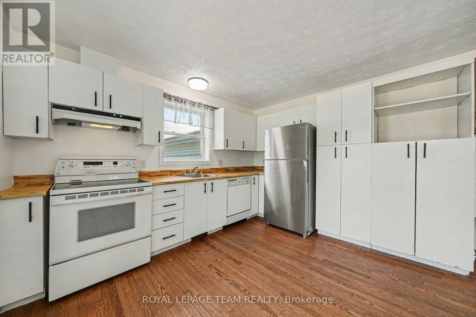 978 Rideau Road, Ottawa, ON, K1X 1H5 - 8