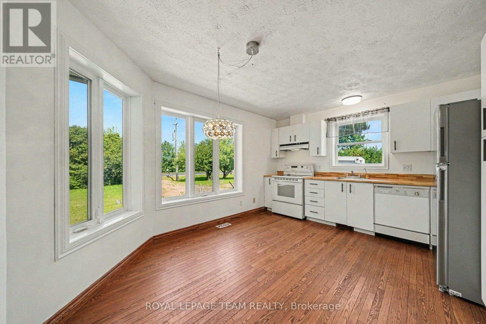 978 Rideau Road, Ottawa, ON, K1X 1H5 - 7