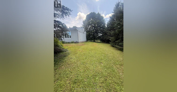 978 Rideau Road, Ottawa, ON, K1X 1H5 - 3